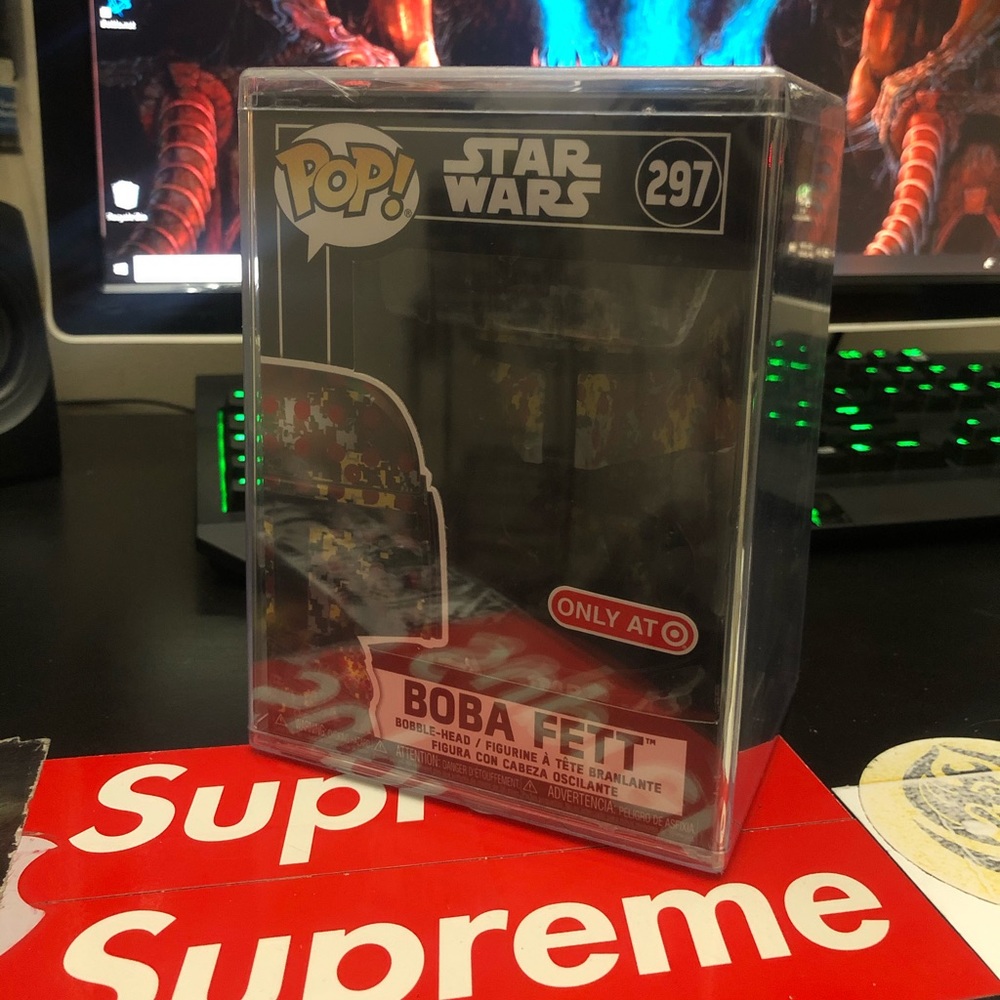 Funko POP ! Star Wars X Futura Boba Fett Figure